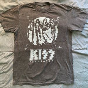 KISS band tee